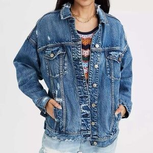 American Eagle Denim Destroyed Boyfriend Jacket XS Oversized Relaxed Jean Jacket